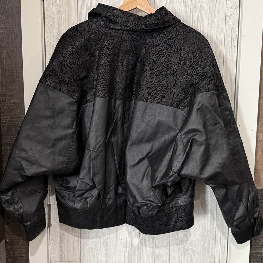 Black Textured Leather Jacket - Picture 4 of 7